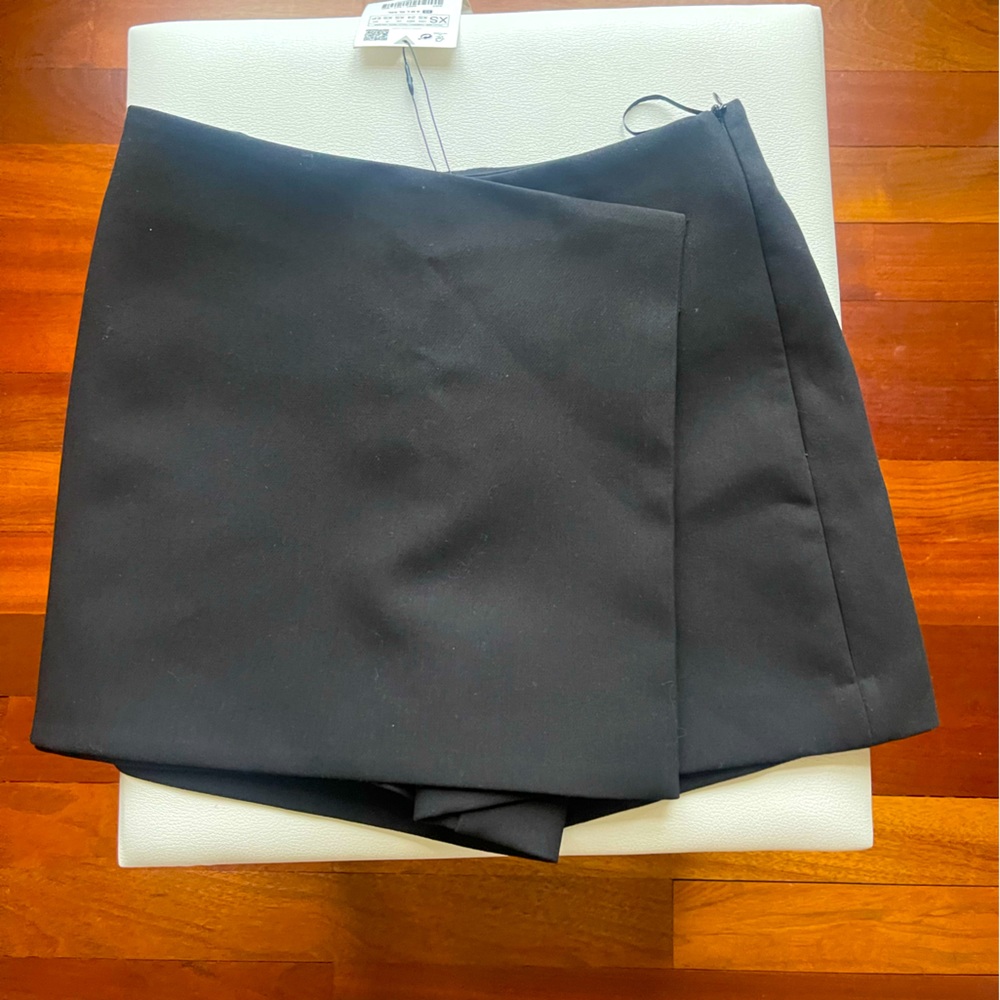 Zara Skort Mini NWT XS